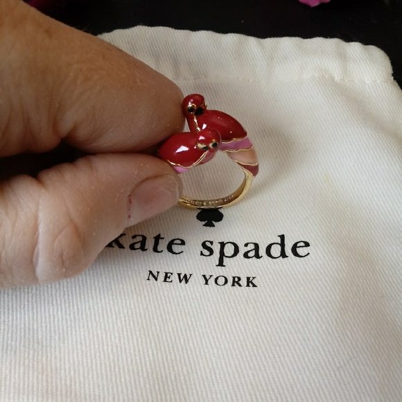 Kate Spade NWOT Pink/Red Enamel Parrot Ring Size 8 - Picture 2 of 8